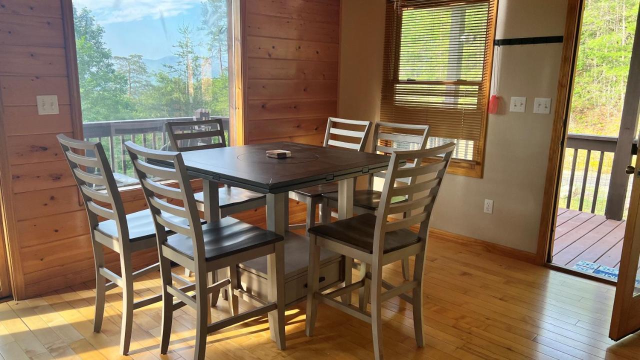Mistletoe Cabin- Private Cabin W Views, Hottub, Pet Friendly Murphy Esterno foto